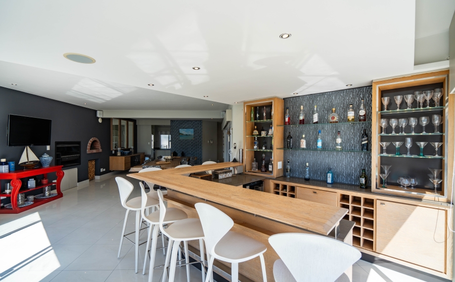 7 Bedroom Property for Sale in Royal Alfred Marina Eastern Cape